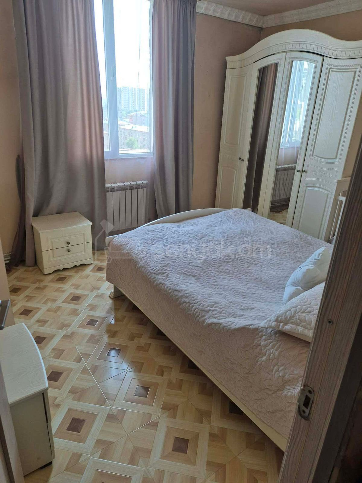 3 Սենյականոց Բնակարան, 80քմ, 10/16 հարկ, Կոսմետիկ Վերանորոգված