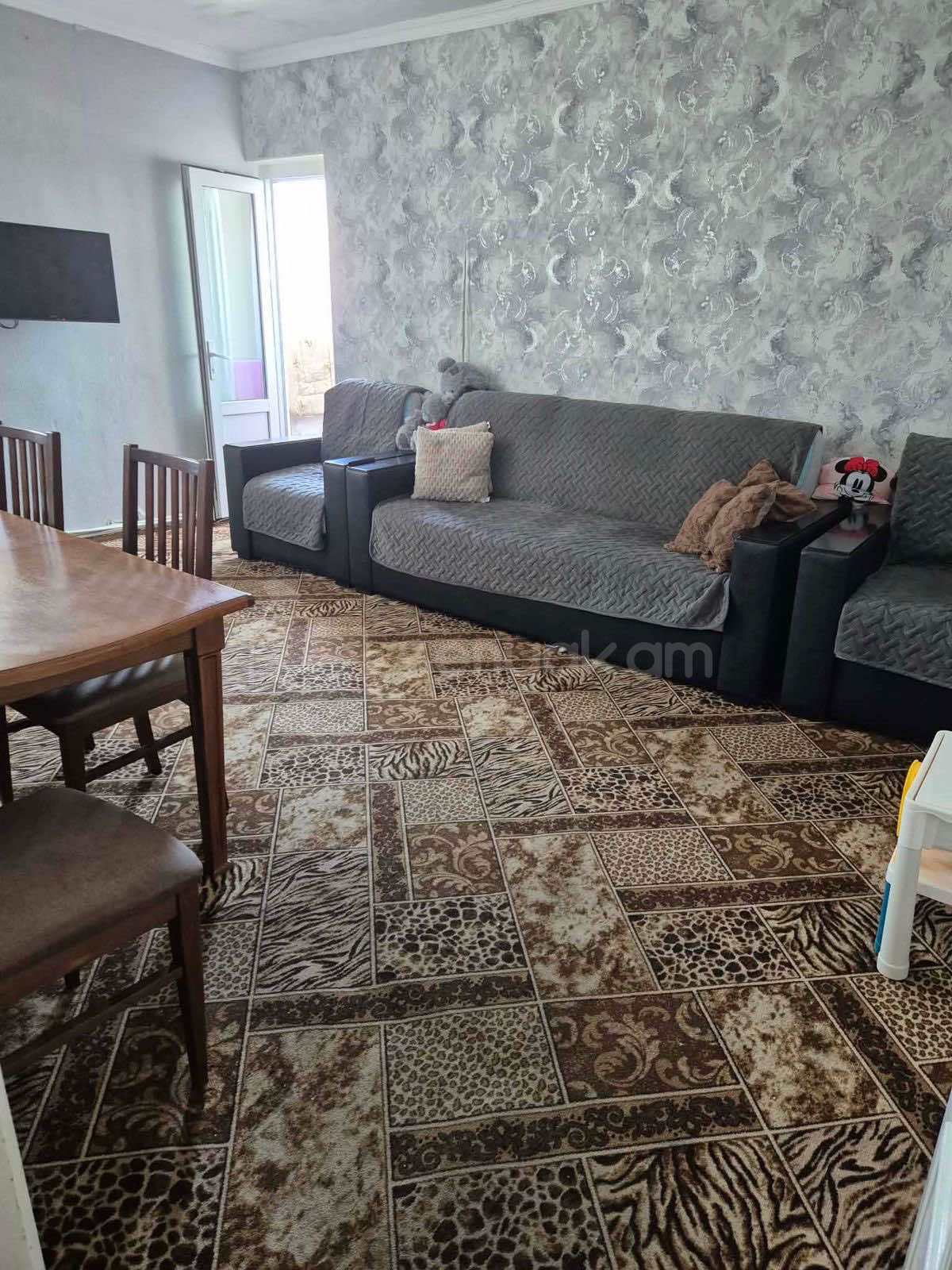 3 Սենյականոց Բնակարան, 80քմ, 10/16 հարկ, Կոսմետիկ Վերանորոգված