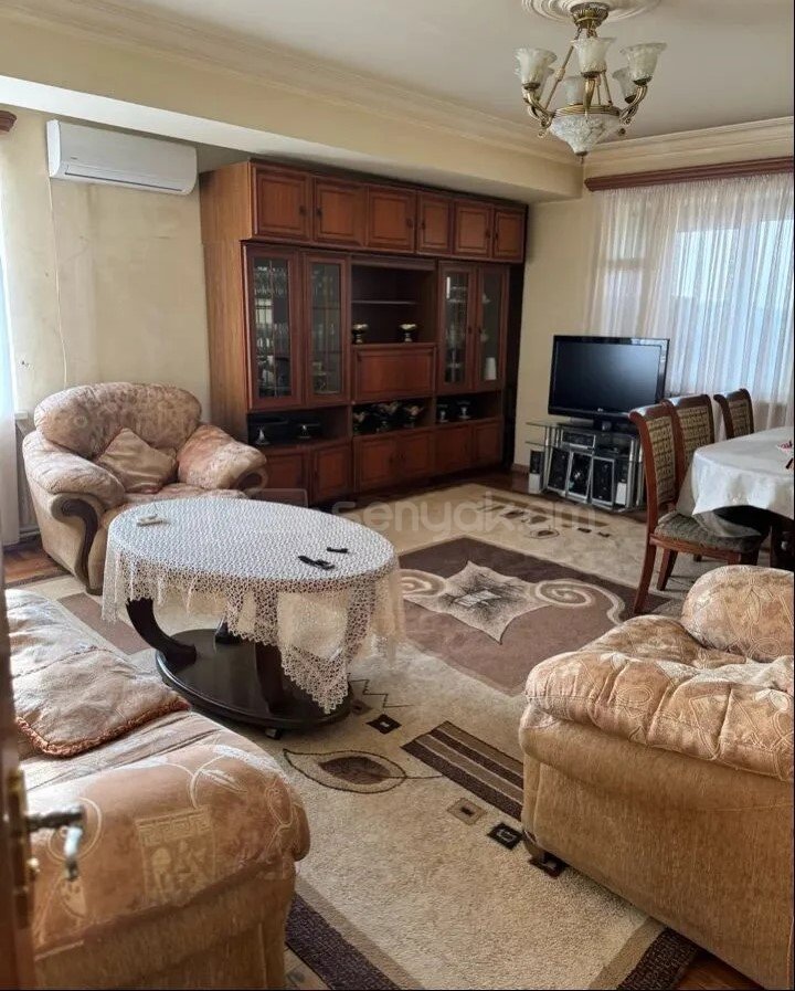 3 Սենյականոց Բնակարան, 90քմ, 4/14 հարկ, Կապիտալ Վերանորոգված
