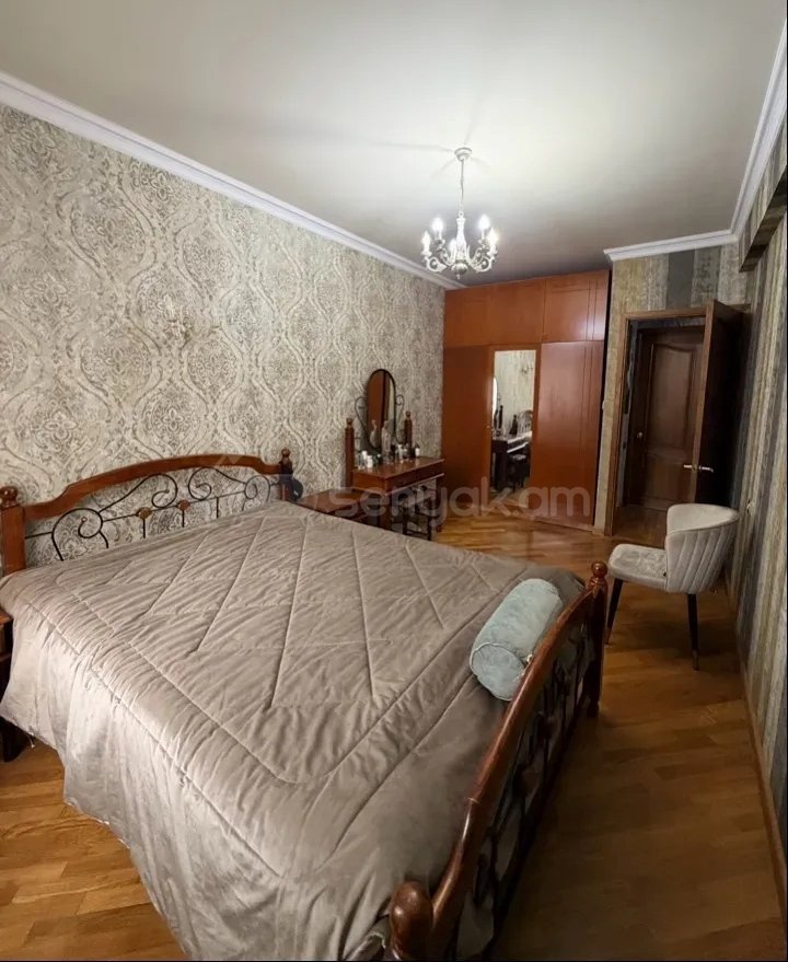 3 Սենյականոց Բնակարան, 74քմ, 8/10 հարկ, Կապիտալ Վերանորոգված