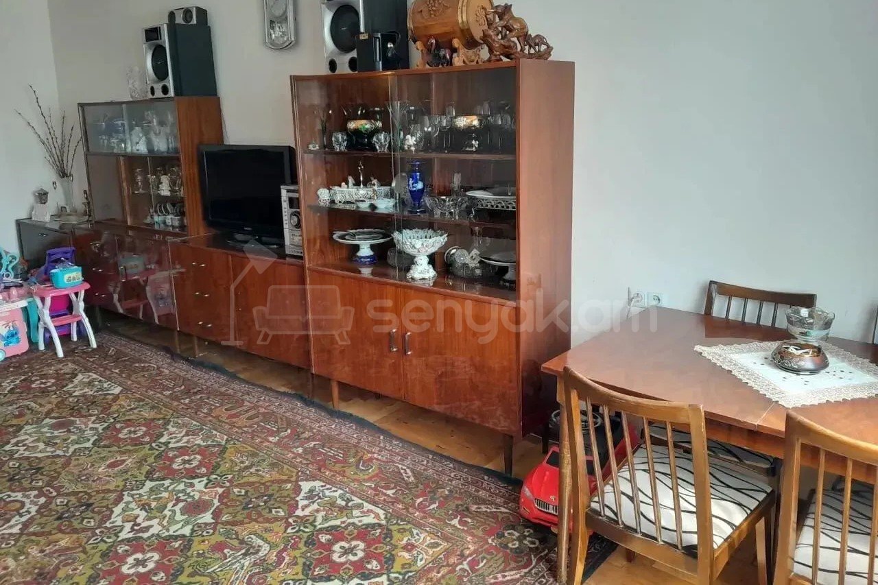 4 Սենյականոց Բնակարան, 85քմ, 12/12 հարկ, Նորմալ Վիճակում