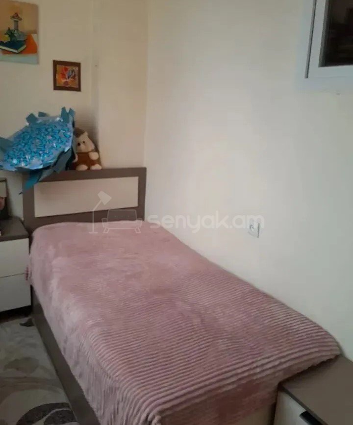 4 Սենյականոց Բնակարան, 85քմ, 12/12 հարկ, Նորմալ Վիճակում