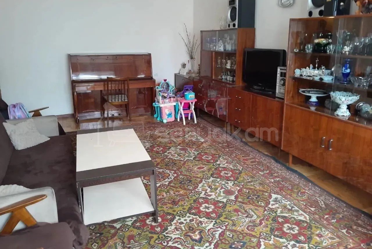 4 Սենյականոց Բնակարան, 85քմ, 12/12 հարկ, Նորմալ Վիճակում