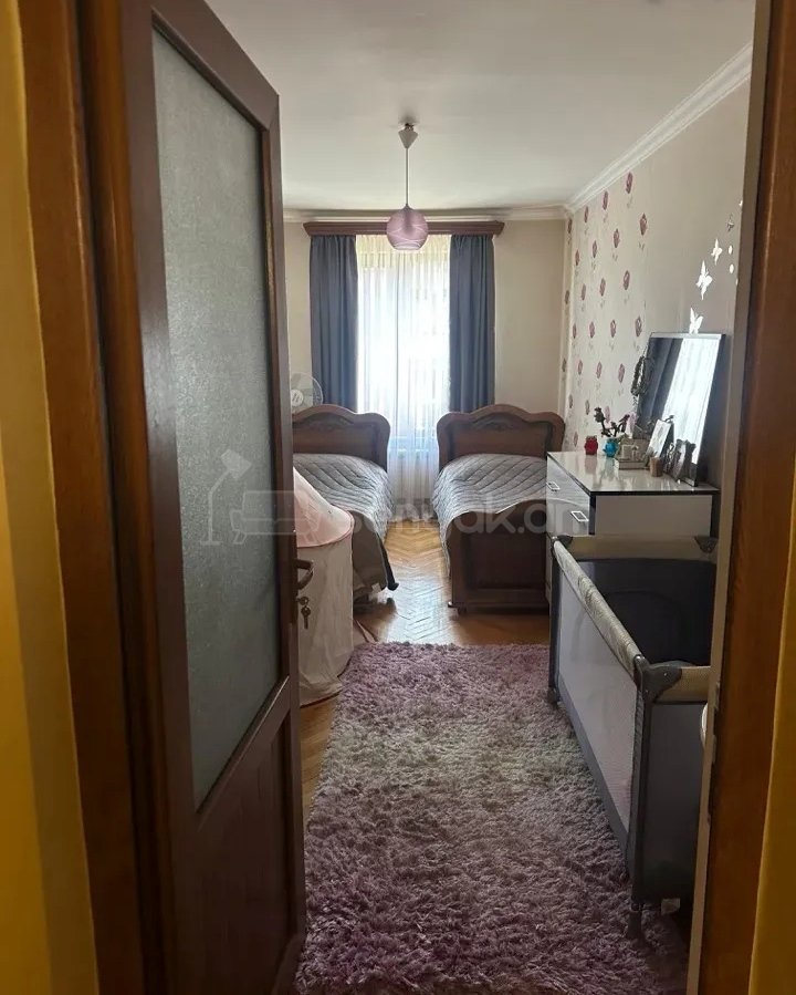 3 Սենյականոց Բնակարան, 73քմ, 2/4 հարկ, Կապիտալ Վերանորոգված