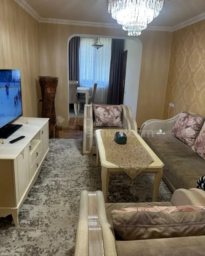 3 Սենյականոց Բնակարան, 73քմ, 2/4 հարկ, Կապիտալ Վերանորոգված