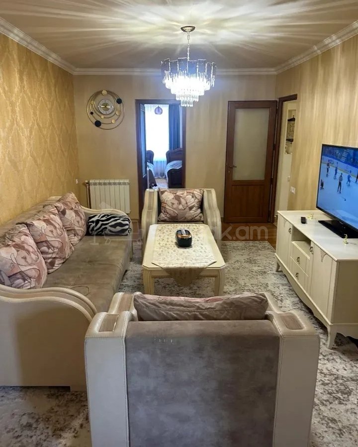 3 Սենյականոց Բնակարան, 73քմ, 2/4 հարկ, Կապիտալ Վերանորոգված