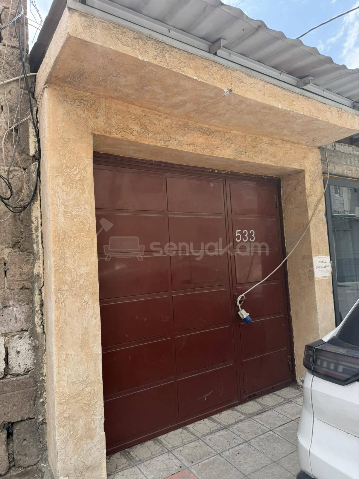 3 Սենյականոց Բնակարան Քարե Շենքում, 82քմ, 2/5 հարկ, Կապիտալ Վերանորոգված