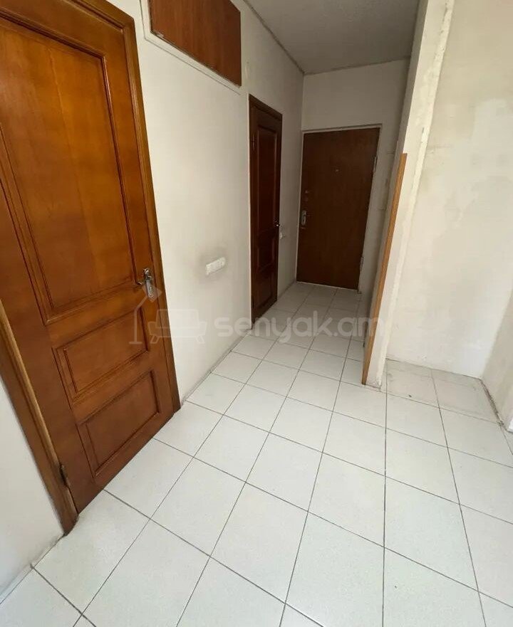 3 Սենյականոց Բնակարան, 76քմ, 3/12 հարկ, Կապիտալ Վերանորոգված