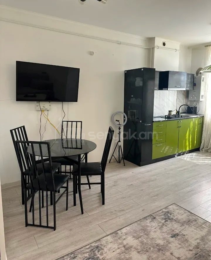 2 Սենյականոց Բնակարան Նորակառույցում, 33քմ, 2/11 հարկ, Կապիտալ Վերանորոգված