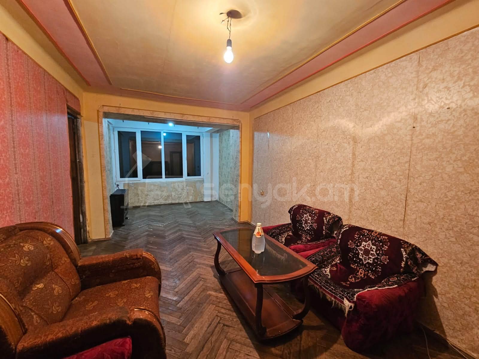 2 Սենյականոց Բնակարան Քարե Շենքում, 53քմ, 4/4 հարկ, Պետական Վիճակում