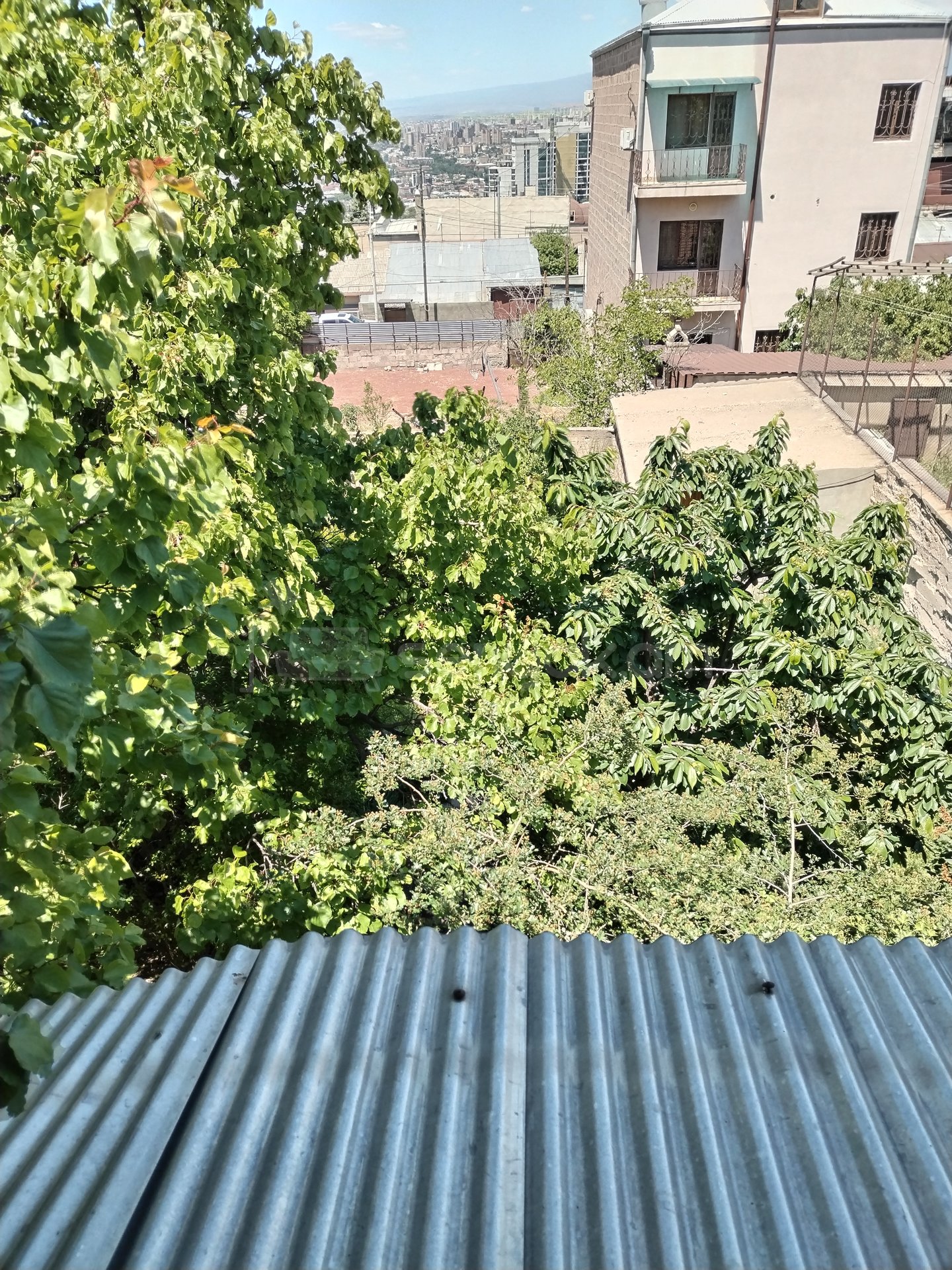 5 Սենյականոց Սեփական Տուն, 240քմ, Կապիտալ Վերանորոգված, Ավտոտնակով