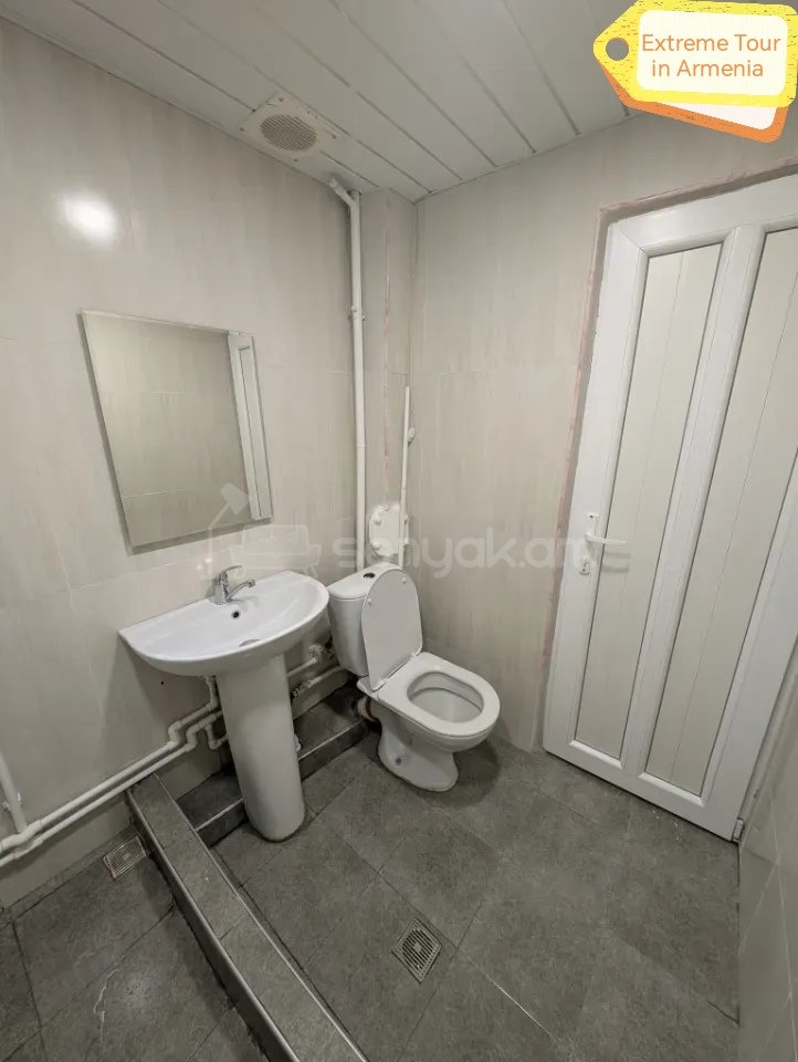 1 Սենյականոց Բնակարան Քարե Շենքում, 35քմ, 1/5 հարկ, Կապիտալ Վերանորոգված, Կահավորված, Արևկող