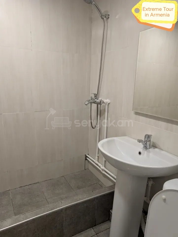 1 Սենյականոց Բնակարան Քարե Շենքում, 35քմ, 1/5 հարկ, Կապիտալ Վերանորոգված, Կահավորված, Արևկող