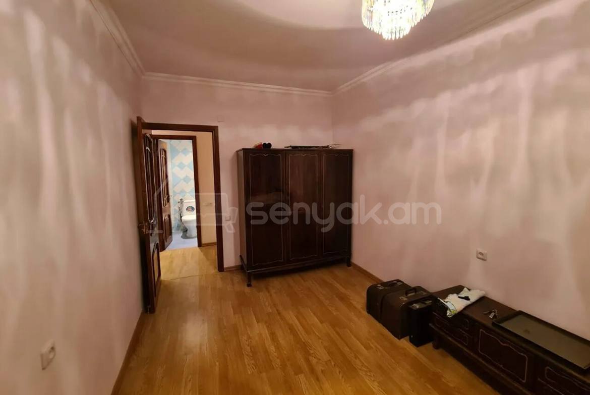 3 Սենյականոց Բնակարան, 96քմ, 7/16 հարկ, Նորմալ Վիճակում, Կահավորված