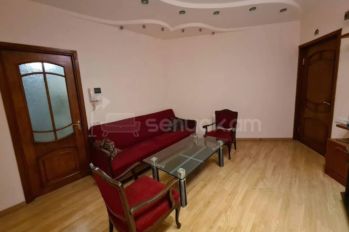 3 Սենյականոց Բնակարան, 96քմ, 7/16 հարկ, Նորմալ Վիճակում, Կահավորված