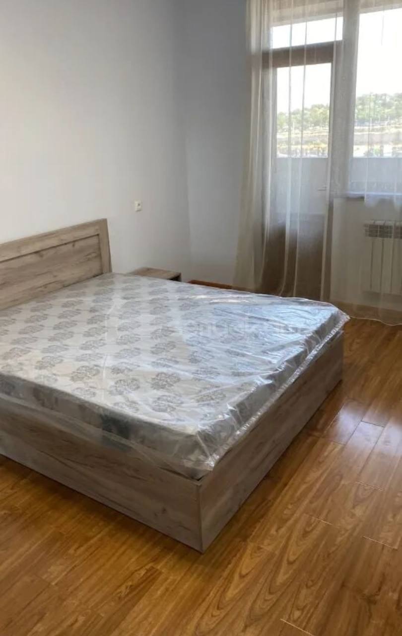 3 Սենյականոց Բնակարան, 93քմ, 6/15 հարկ, Կապիտալ Վերանորոգված, Կահավորված