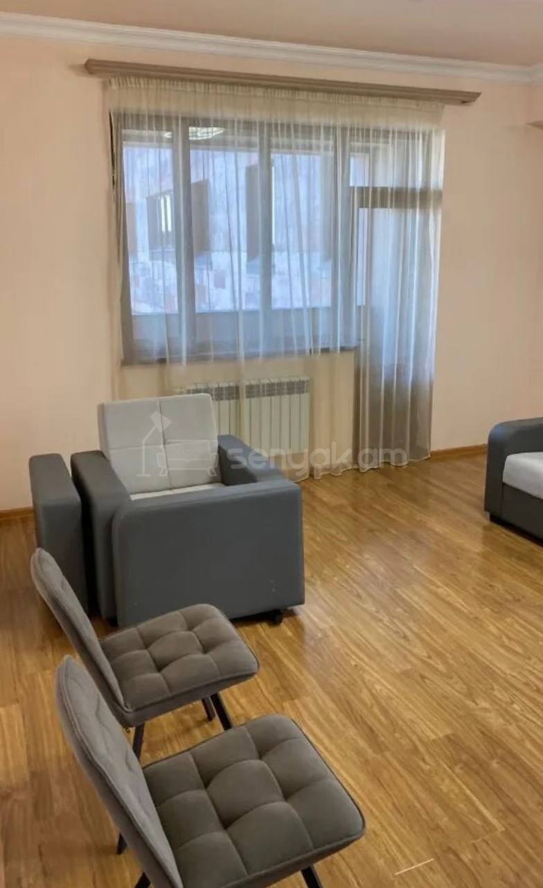3 Սենյականոց Բնակարան, 93քմ, 6/15 հարկ, Կապիտալ Վերանորոգված, Կահավորված