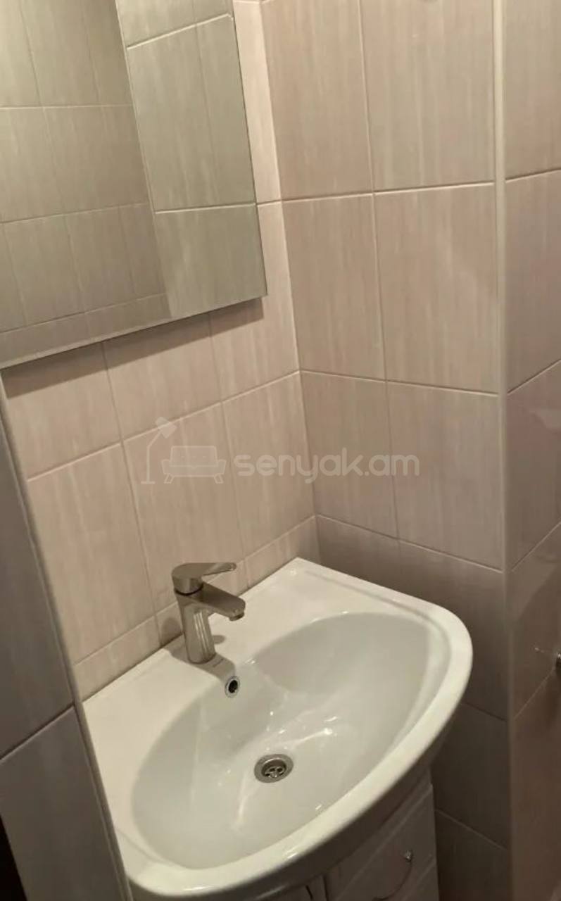 3 Սենյականոց Բնակարան, 93քմ, 6/15 հարկ, Կապիտալ Վերանորոգված, Կահավորված