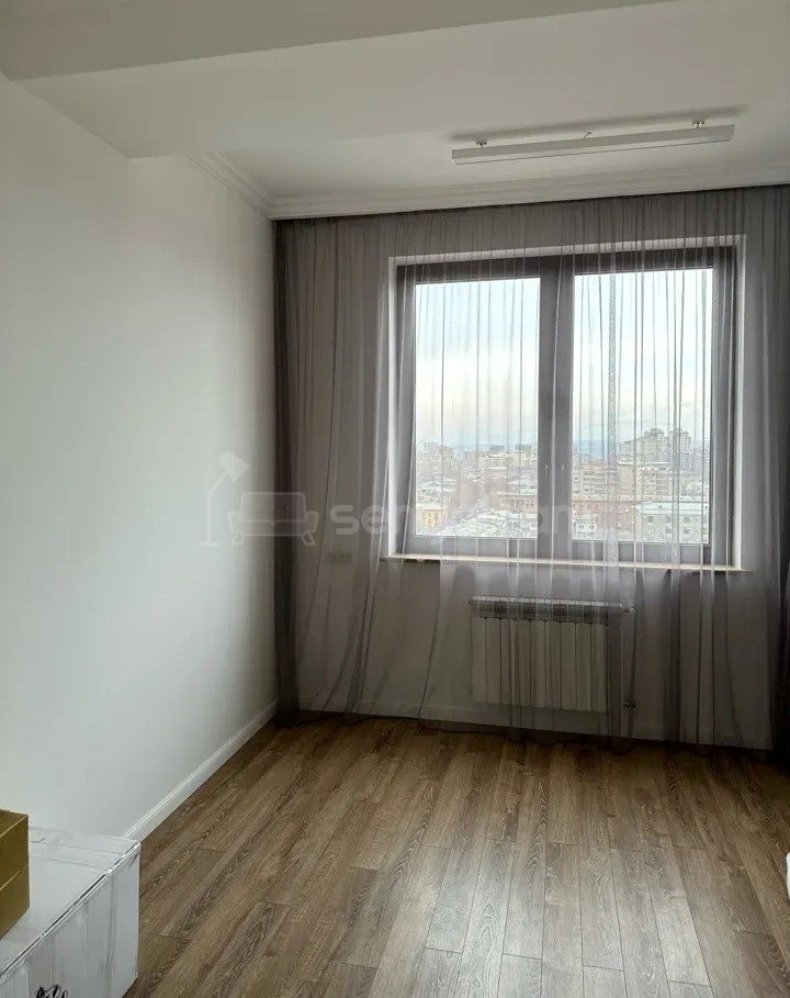 3 Սենյականոց Բնակարան Նորակառույցում, 92քմ, 12/20 հարկ, Կապիտալ Վերանորոգված