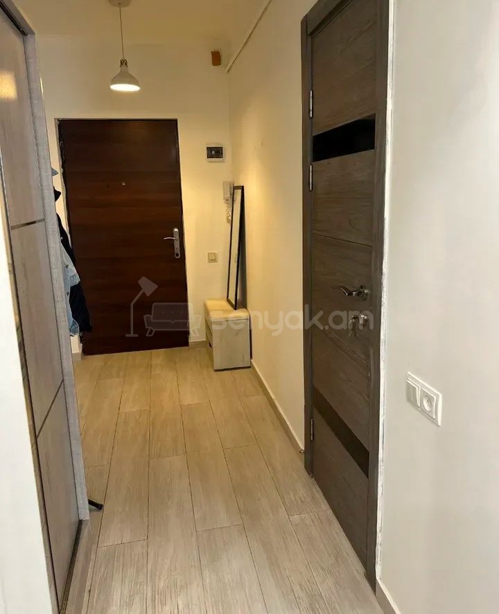 2 Սենյականոց Բնակարան Նորակառույցում, 33քմ, 2/11 հարկ, Կապիտալ Վերանորոգված