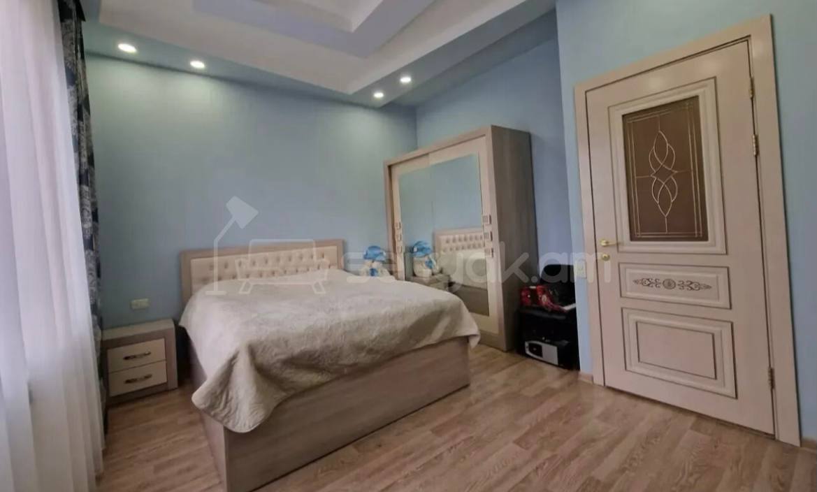 4 Սենյականոց Շքեղ Առանձնատուն, 320քմ, Կահավորված, Ավտոտնակով