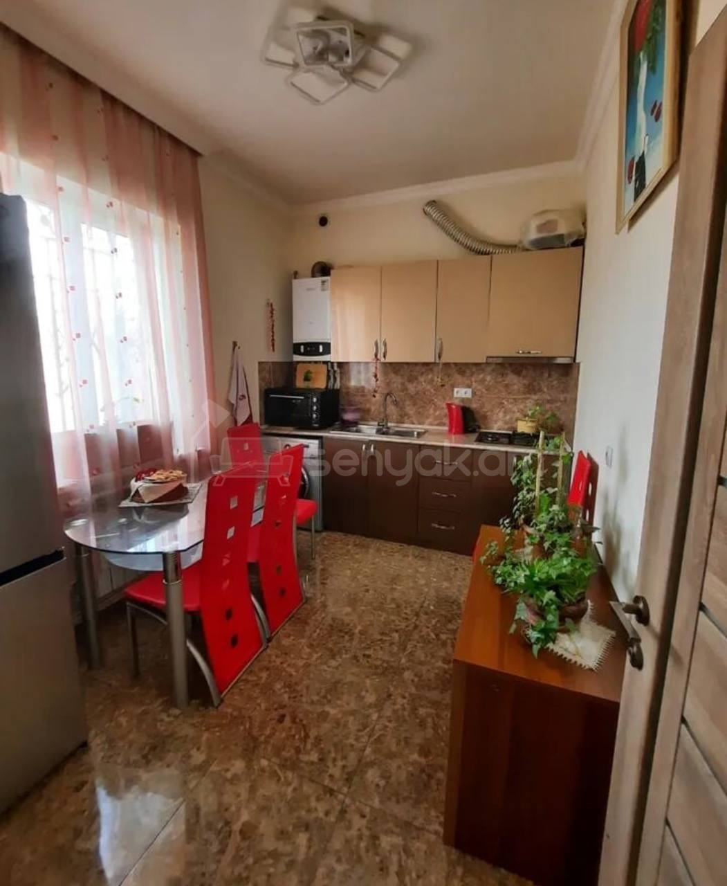 2 Սենյականոց Սեփական Տուն, 43քմ, Կապիտալ Վերանորոգված