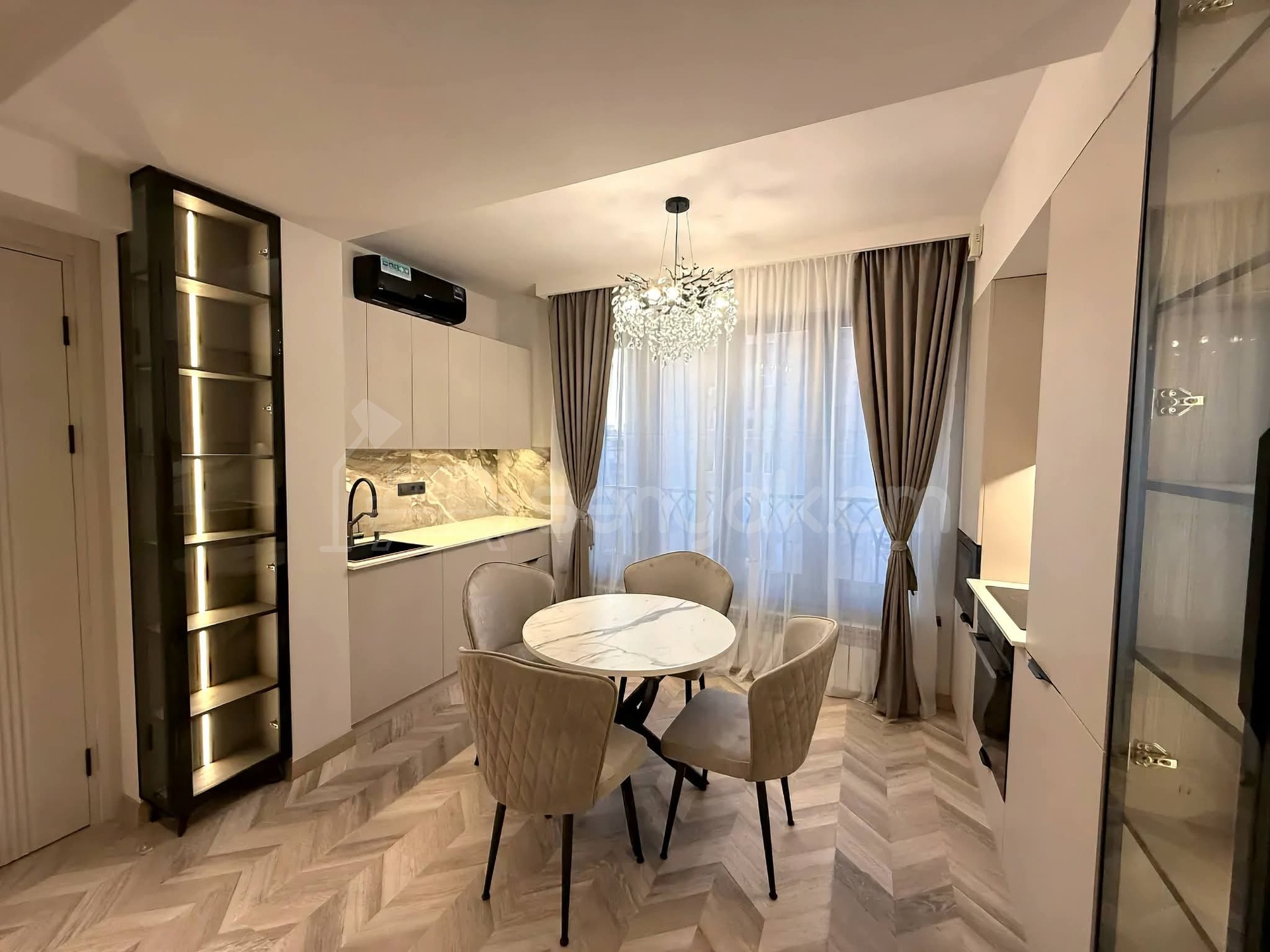 2 Սենյականոց Բնակարան Նորակառույցում, 60քմ, 5/10 հարկ, Դիզայներական Վերանորոգված