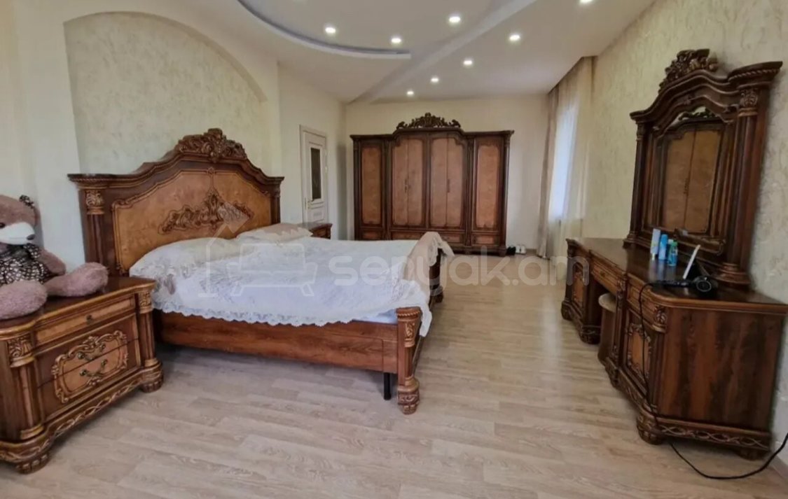 4 Սենյականոց Շքեղ Առանձնատուն, 210քմ, Կահավորված