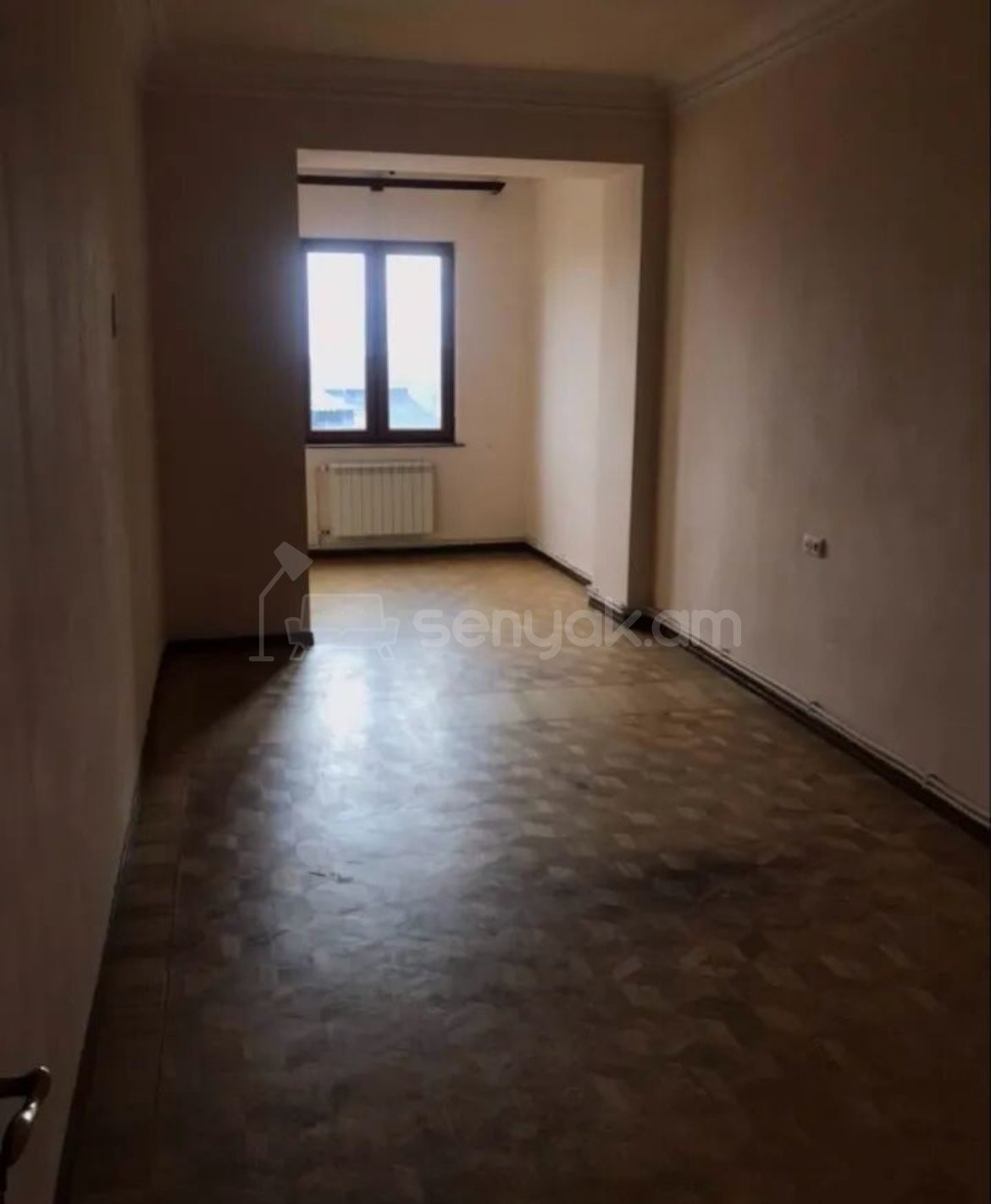 2 Սենյականոց Բնակարան Քարե Շենքում, 76քմ, 3/5 հարկ, Կապիտալ Վերանորոգված, Մասամբ Կահավորված