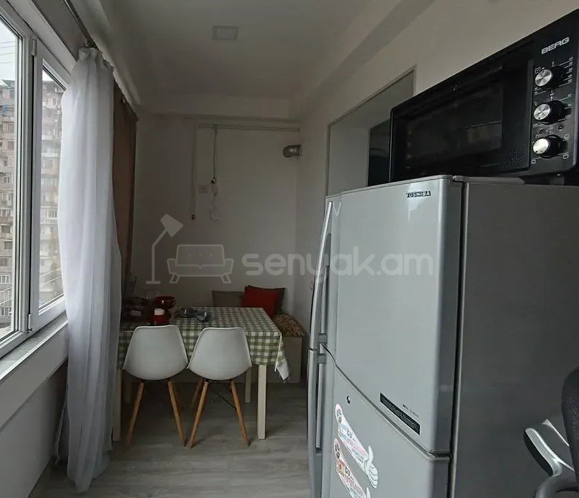 4 Սենյականոց Բնակարան, 91քմ, 8/9 հարկ, Նորմալ Վիճակում