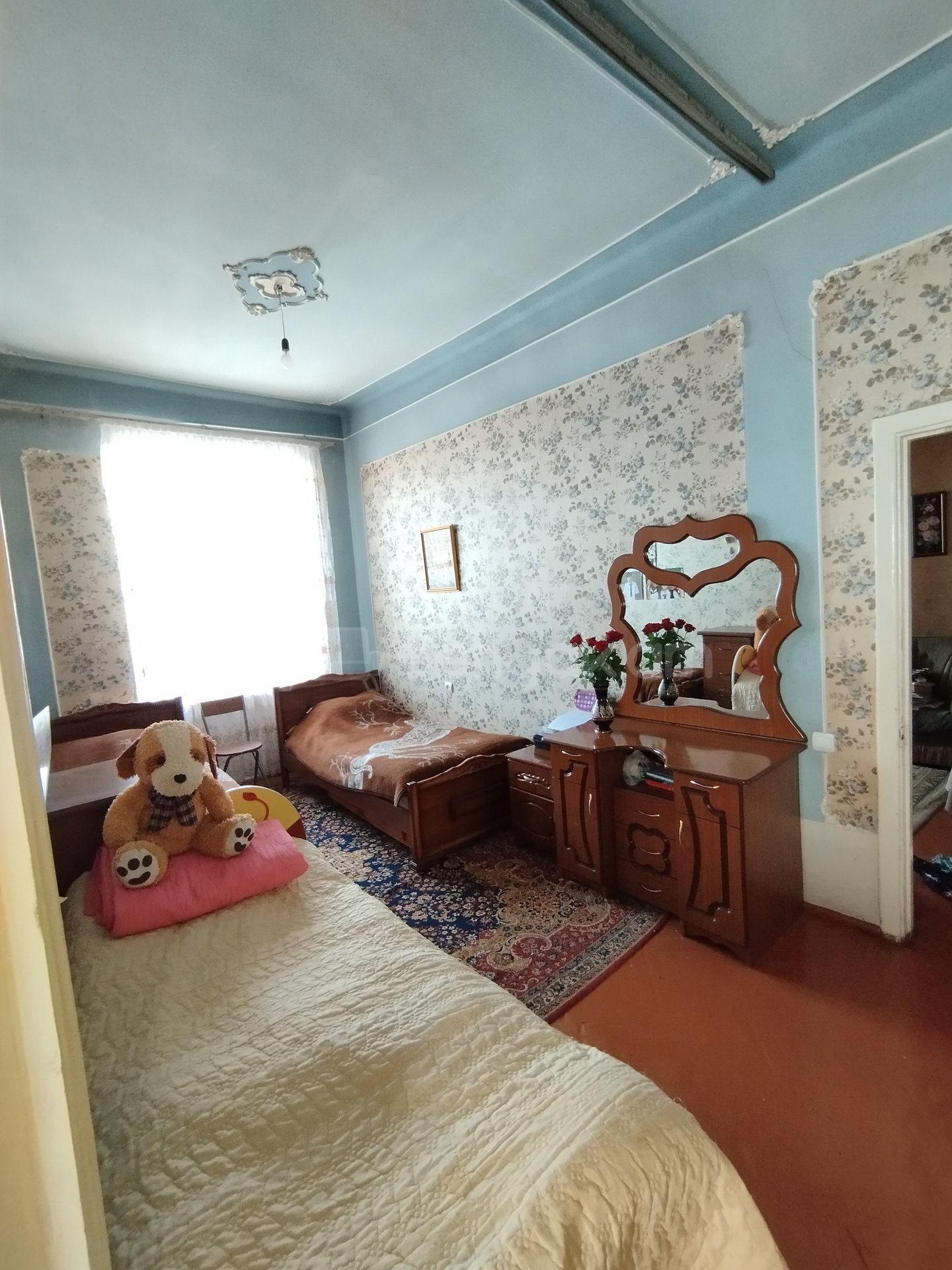 2 Սենյականոց Բնակարան Քարե Շենքում, 74քմ, 3/5 հարկ, Նորմալ Վիճակում
