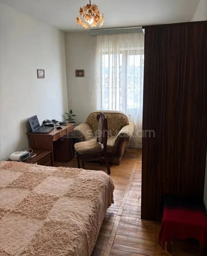 3 Սենյականոց Բնակարան, 80քմ, 8/9 հարկ, Նորմալ Վիճակում