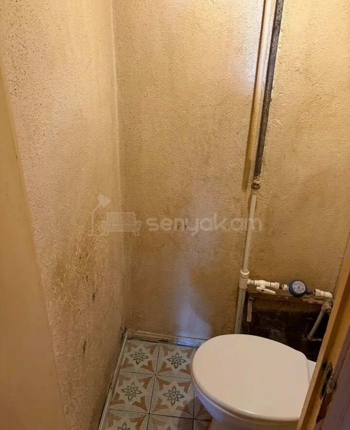 3 Սենյականոց Բնակարան, 80քմ, 8/9 հարկ, Նորմալ Վիճակում