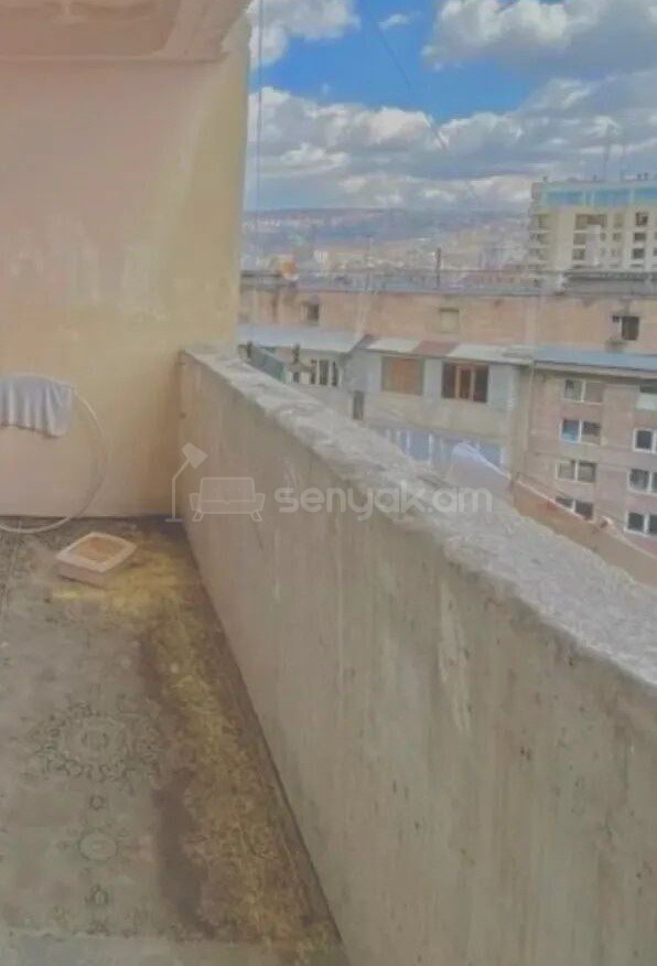 3 Սենյականոց Բնակարան, 80քմ, 8/9 հարկ, Նորմալ Վիճակում