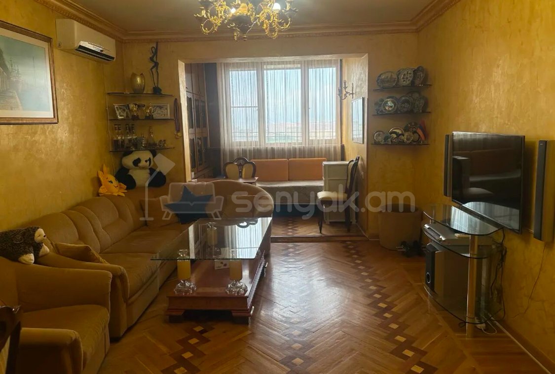 3 Սենյականոց Բնակարան, 77քմ, 4/9 հարկ, Նորմալ Վիճակում, Կահավորված