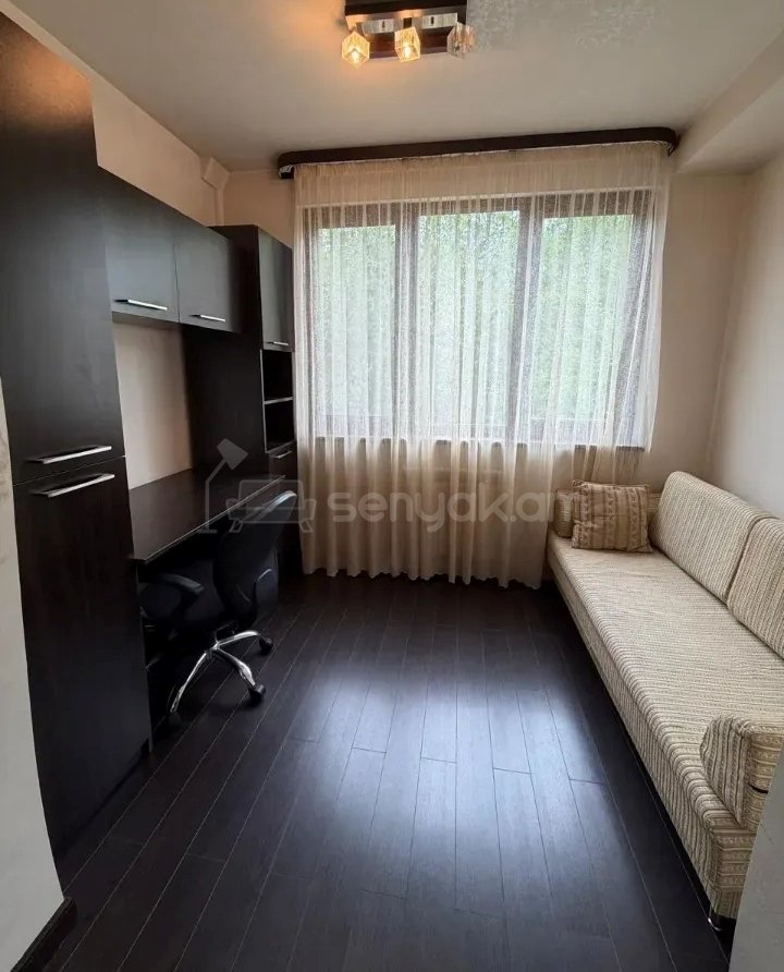 2 Սենյականոց Բնակարան Քարե Շենքում, 57քմ, 3/5 հարկ, Կապիտալ Վերանորոգված