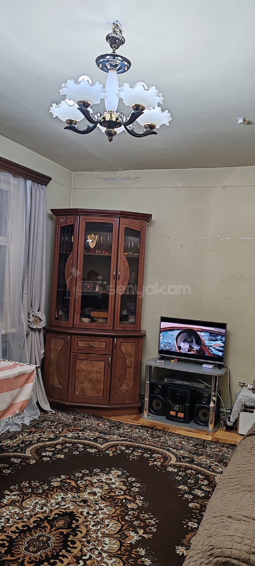 3 Սենյականոց Բնակարան, 74քմ, 9/9 հարկ, Պետական Վիճակում