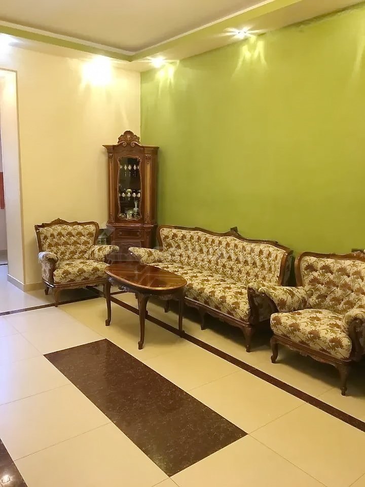 3 Սենյականոց Բնակարան Քարե Շենքում, 75քմ, 2/4 հարկ, Կապիտալ Վերանորոգված