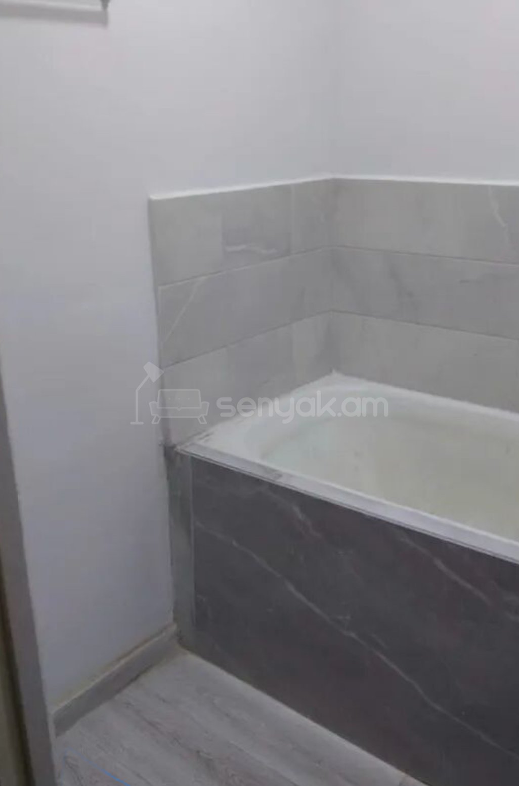 3 Սենյականոց Բնակարան, 80քմ, 14/16 հարկ, Կոսմետիկ Վերանորոգված, Մասամբ Կահավորված
