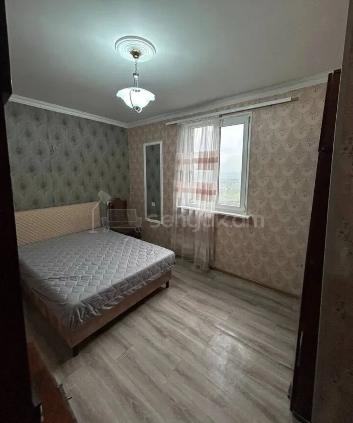3 Սենյականոց Բնակարան, 80քմ, 14/16 հարկ, Կոսմետիկ Վերանորոգված, Մասամբ Կահավորված
