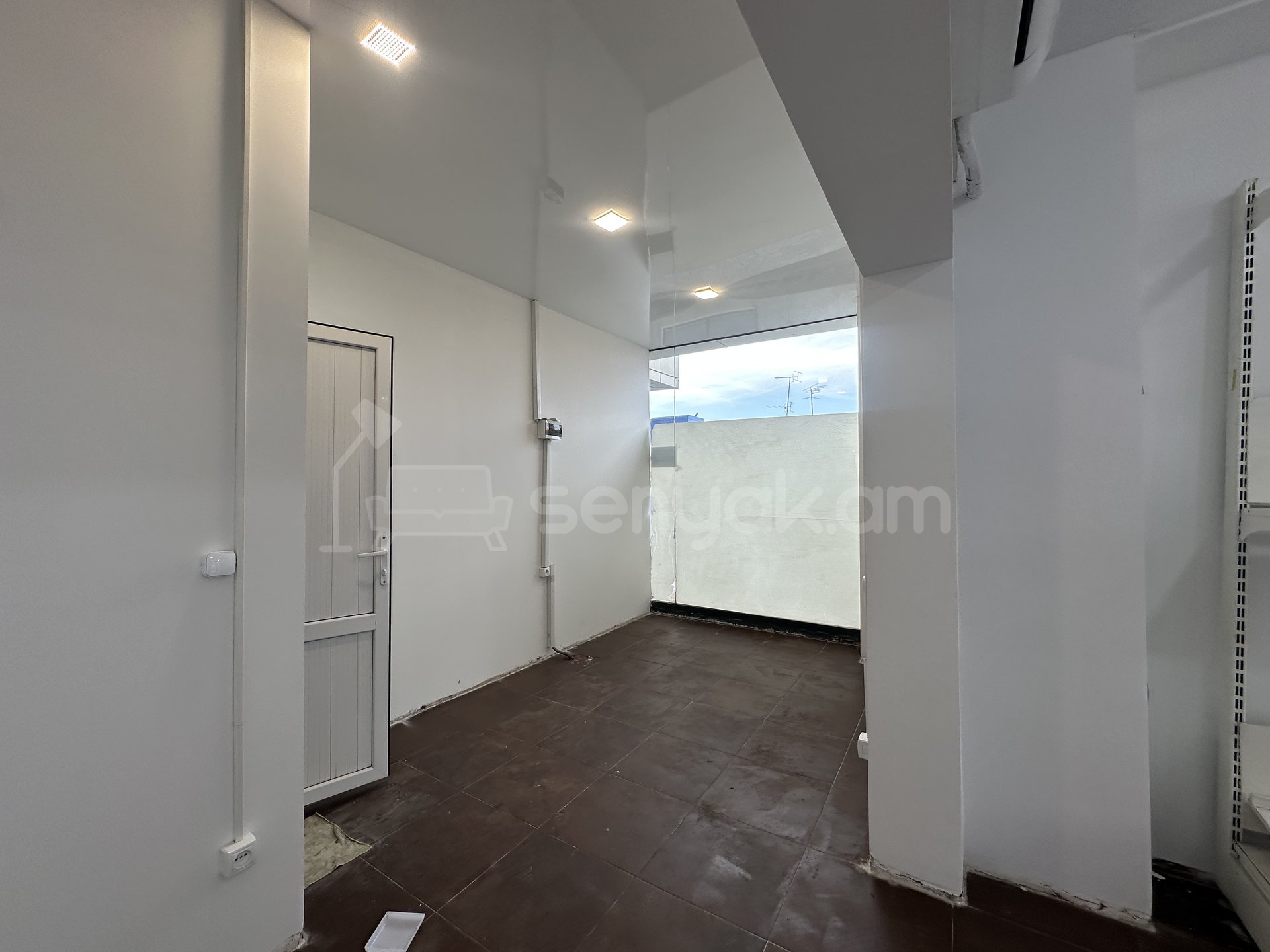 Առևտրի Տարածք, 35քմ, Կապիտալ Վերանորոգված