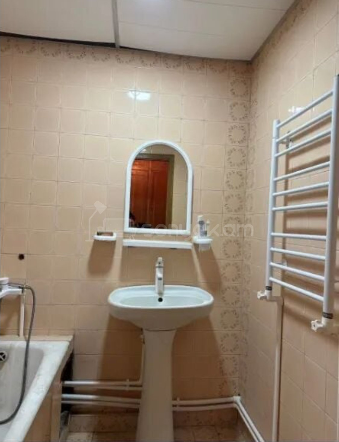 2 Սենյականոց Բնակարան, 62քմ, 1/5 հարկ, Պետական Վիճակում