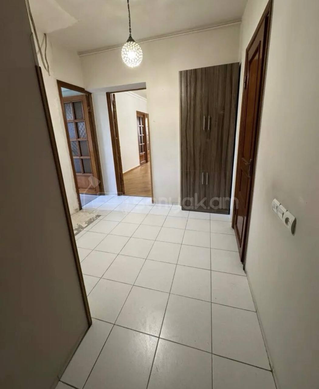 3 Սենյականոց Բնակարան, 76քմ, 3/12 հարկ, Կապիտալ Վերանորոգված