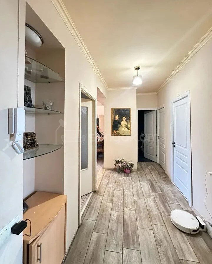4 Սենյականոց Բնակարան, 89քմ, 8/9 հարկ, Կապիտալ Վերանորոգված