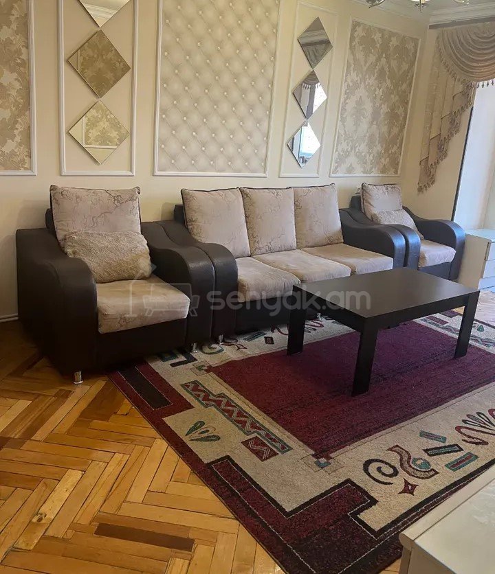 1 Սենյականոց Բնակարան Քարե Շենքում, 44քմ, 4/5 հարկ, Դիզայներական Վերանորոգված