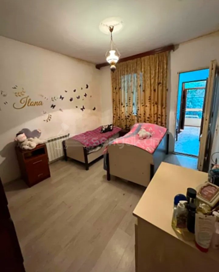 3 Սենյականոց Սեփական Տուն, 80քմ, Նորմալ Վիճակում, Կահավորված