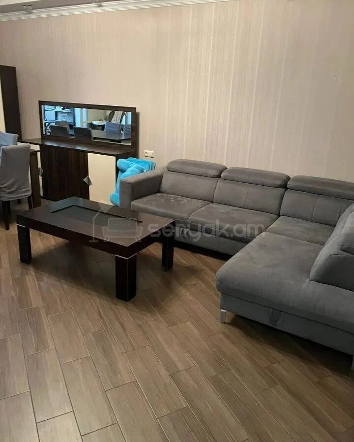 4 Սենյականոց Բնակարան, 80քմ, 5/9 հարկ, Կապիտալ Վերանորոգված