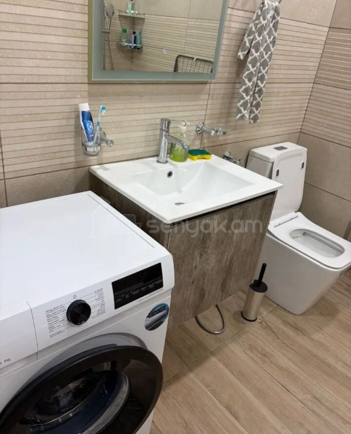 1 Սենյականոց Բնակարան Նորակառույցում, 40քմ, 11/12 հարկ, Կապիտալ Վերանորոգված