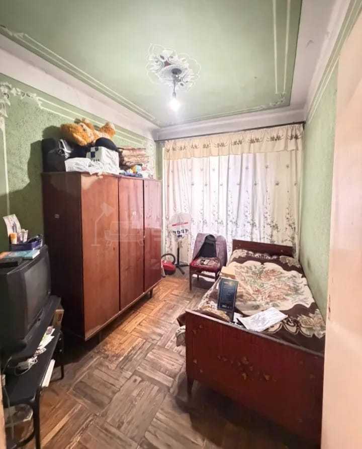 3 Սենյականոց Բնակարան, 70քմ, 2/9 հարկ, Պետական Վիճակում