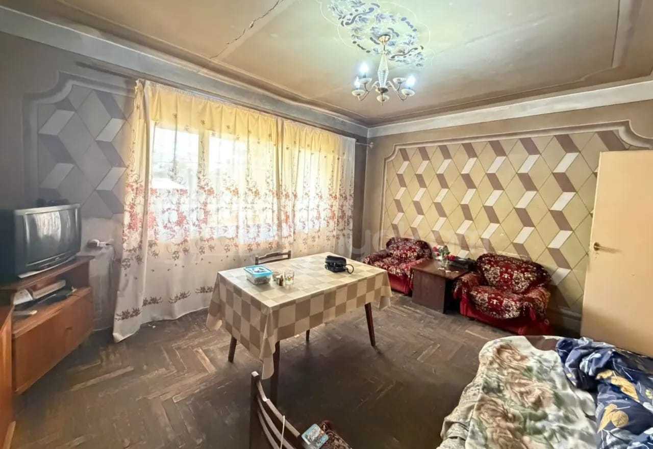 3 Սենյականոց Բնակարան, 70քմ, 2/9 հարկ, Պետական Վիճակում